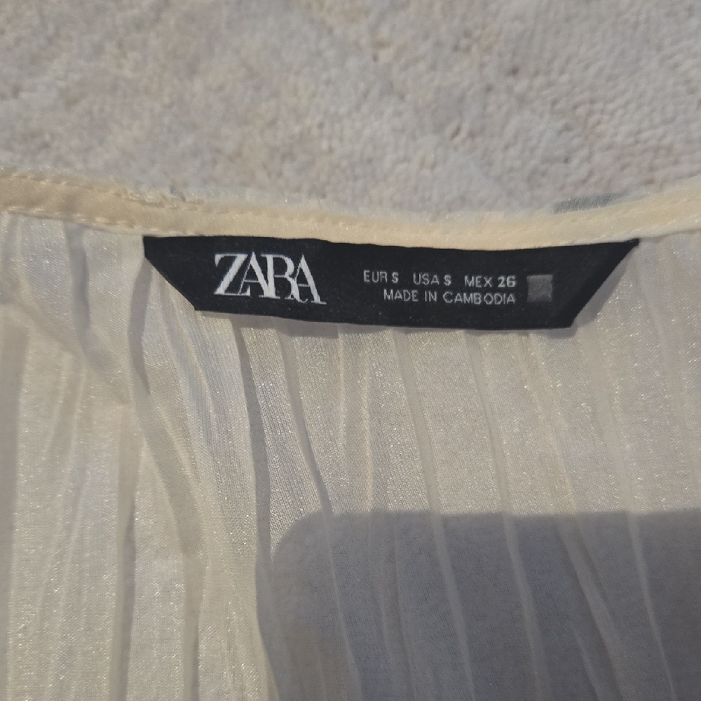 Zara Cream Ruffled Blouse - Picture 4 of 4